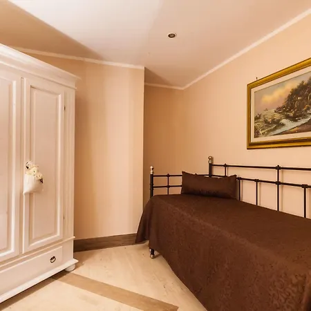 Отель La Residenza Del Piccolo Lord *